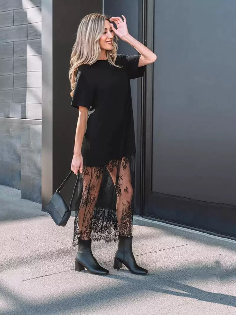 Romantic Contrast Set | Oversized Tee & Floral Lace Maxi Skirt Ensemble